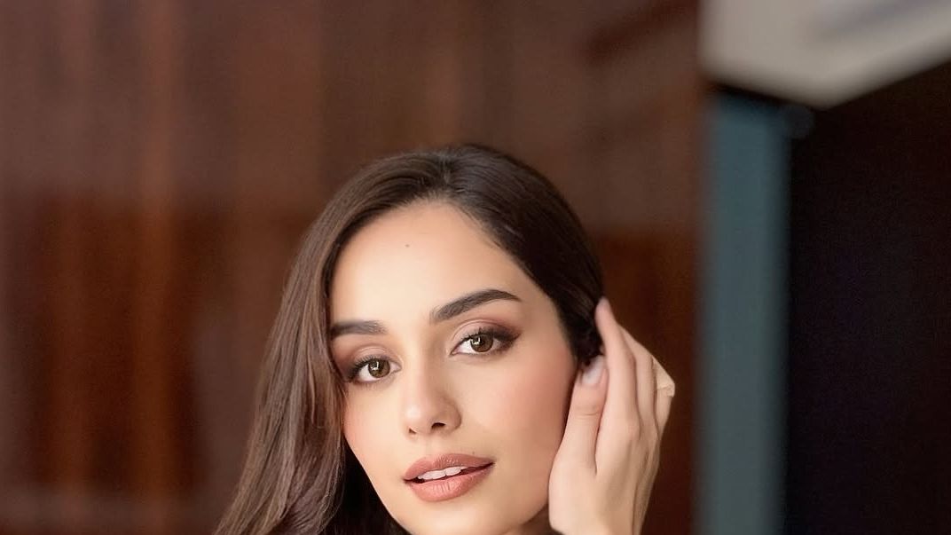 Manushi Chhillar and Khushi Kapoor embrace wavy hair and radiant skin in the best beauty looks of the week