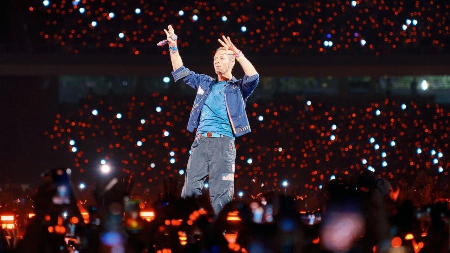 Coldplay20Mumbai20202420-2001.jpg