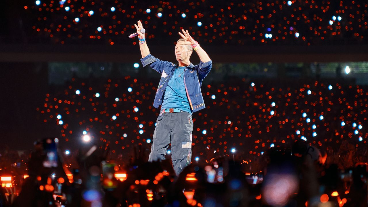 At the Coldplay concert, everyone around me was falling in love. I was getting over my first heartbreak