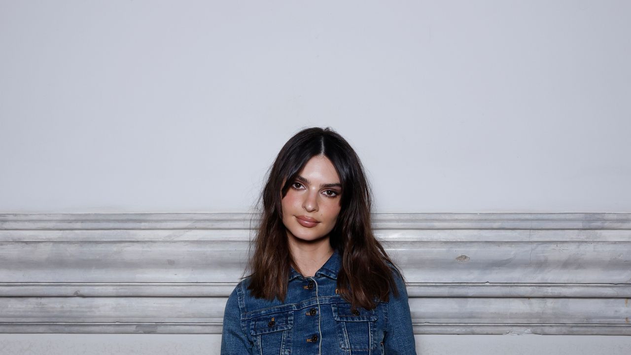How to wear skinny jeans, for those who don’t do skinny jeans