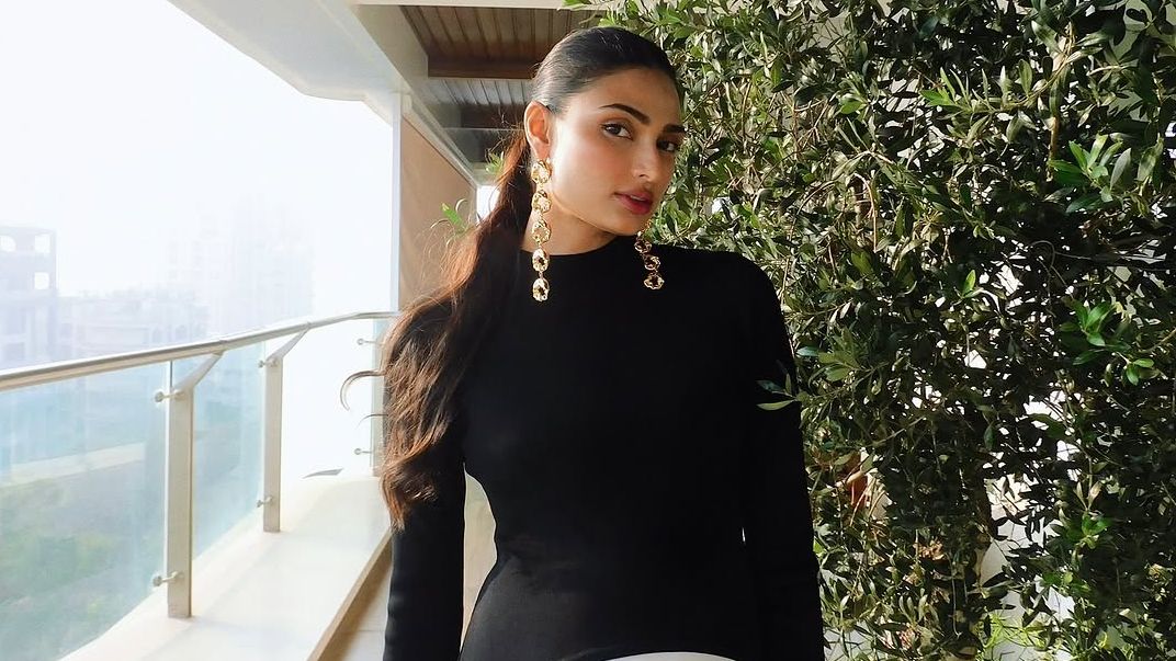 Athiya Shetty to Ananya Panday—everyone went monochrome in the best looks of the week