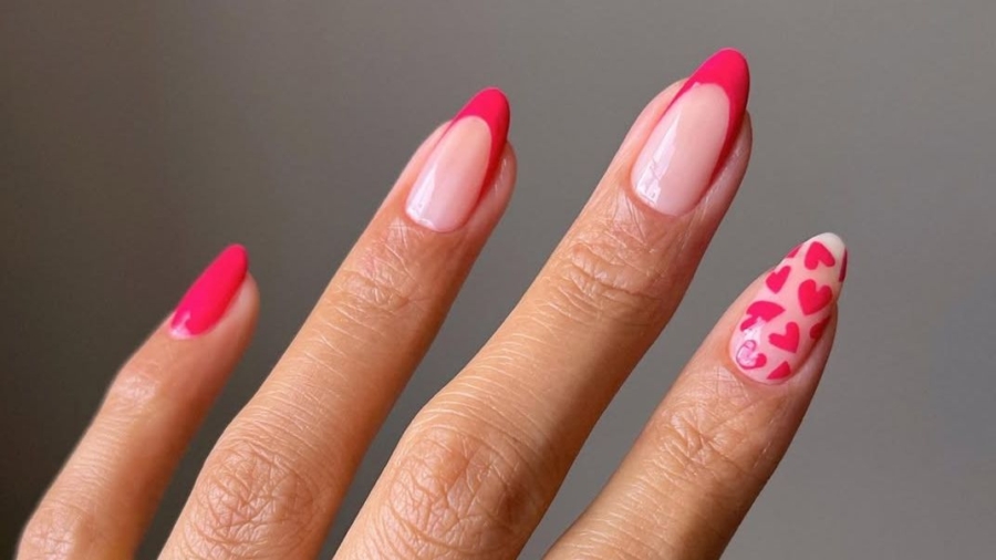 Valentines20Day20nail20art.jpg