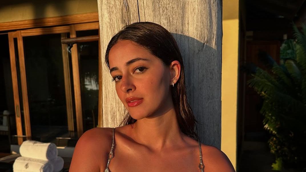 Ananya Panday’s vacation wardrobe was full of playful prints