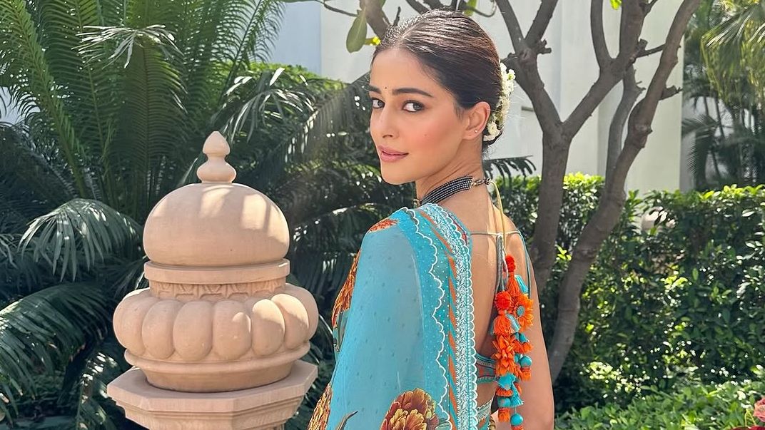Ananya Panday ushers in summer dressing with a turquoise sari featuring botanical prints