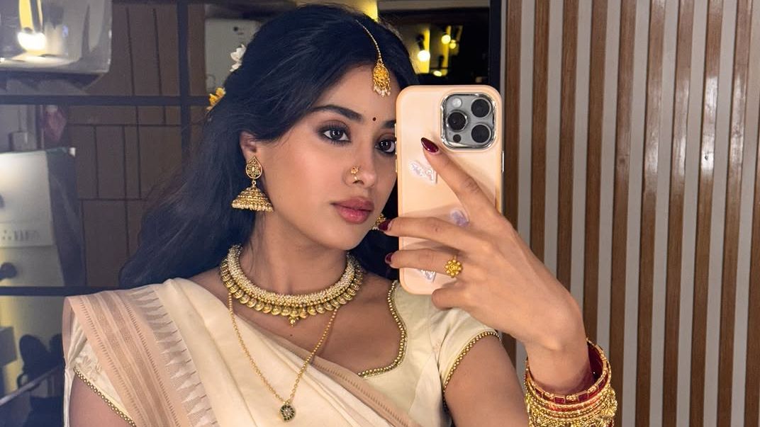 Janhvi Kapoor paired her Korvai Kanjeevaram sari with gold temple jewellery