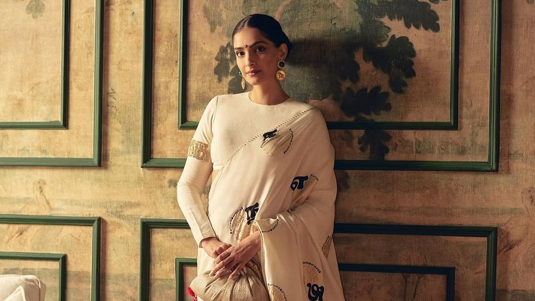 Sonam Kapoor and Hania Amir returned to saris in the best fashion looks of the week