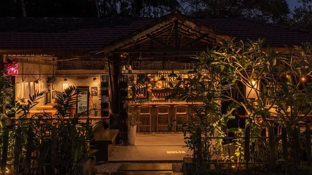 Nobody is going to the big, flashy bars in Goa anymore. Cosy, intimate spaces are packed