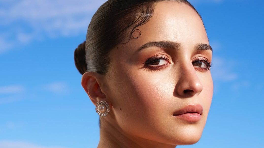 Alia Bhatt’s Cannes debut beauty look was all soft rose and sculpted baby hairs