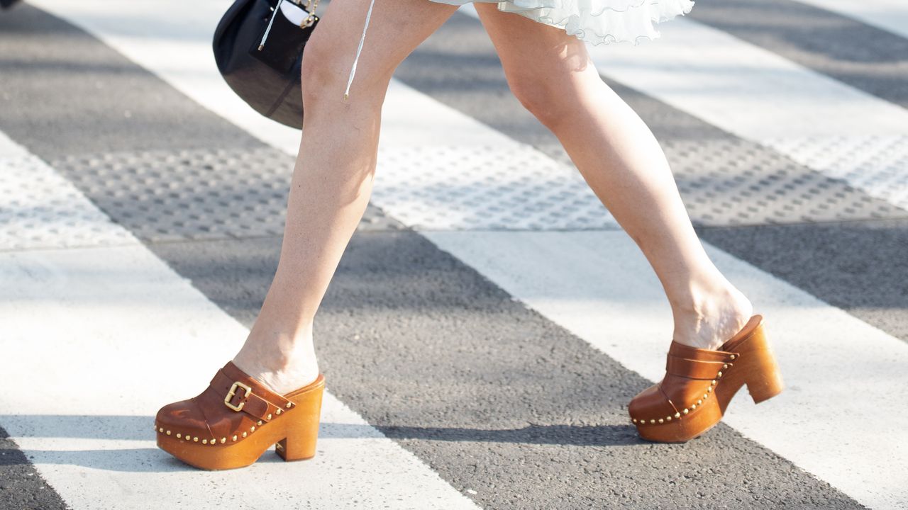 How to style your clogs for summer 2025