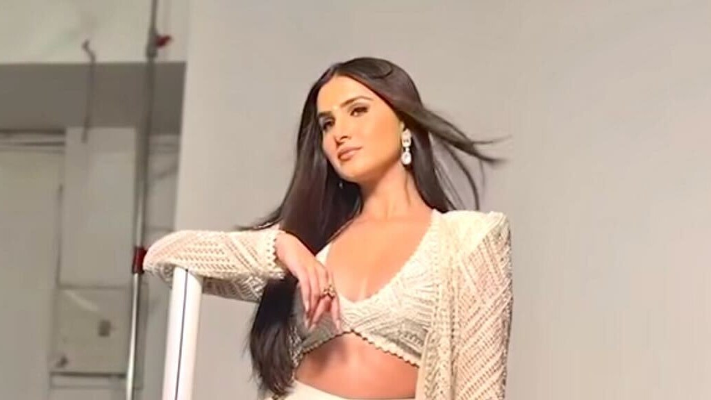 Tara Sutaria’s ivory jacket and dhoti pant set by Ritika Mirchandani took 280 hours of embroidery