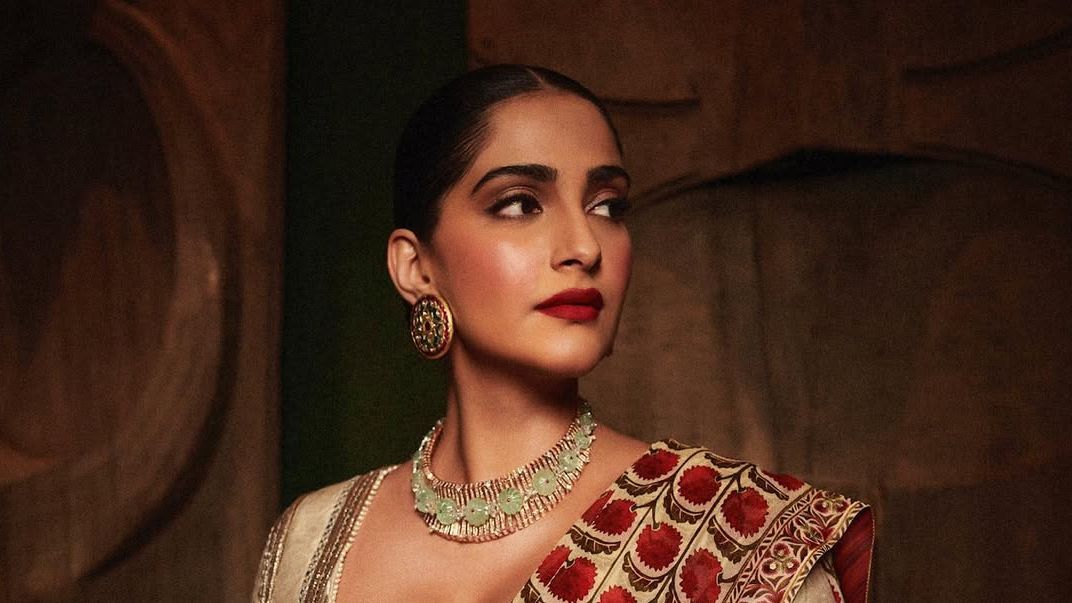 6 times Sonam Kapoor reimagined the sari