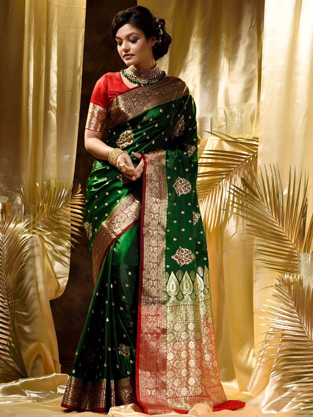 How Do I Store Sarees So They Don’t Lose Shape Or Color?