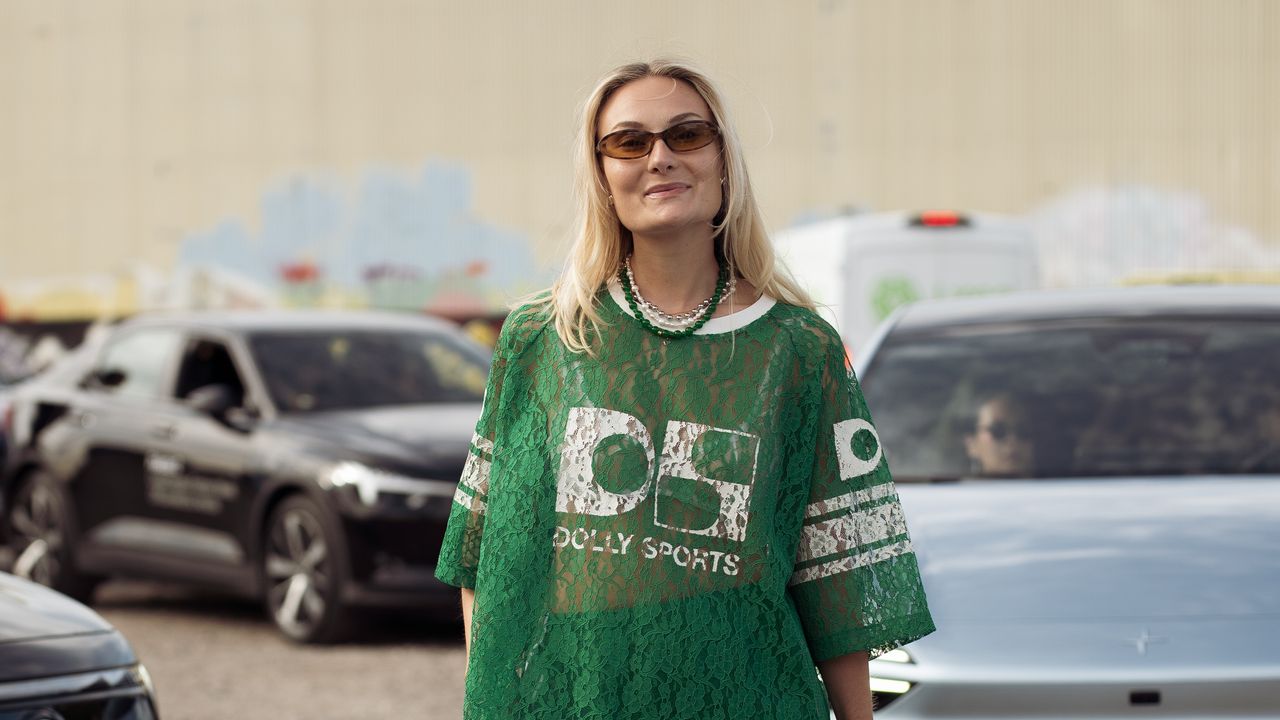 7 ways to wear heeled flip-flops this season, according to the street-style set