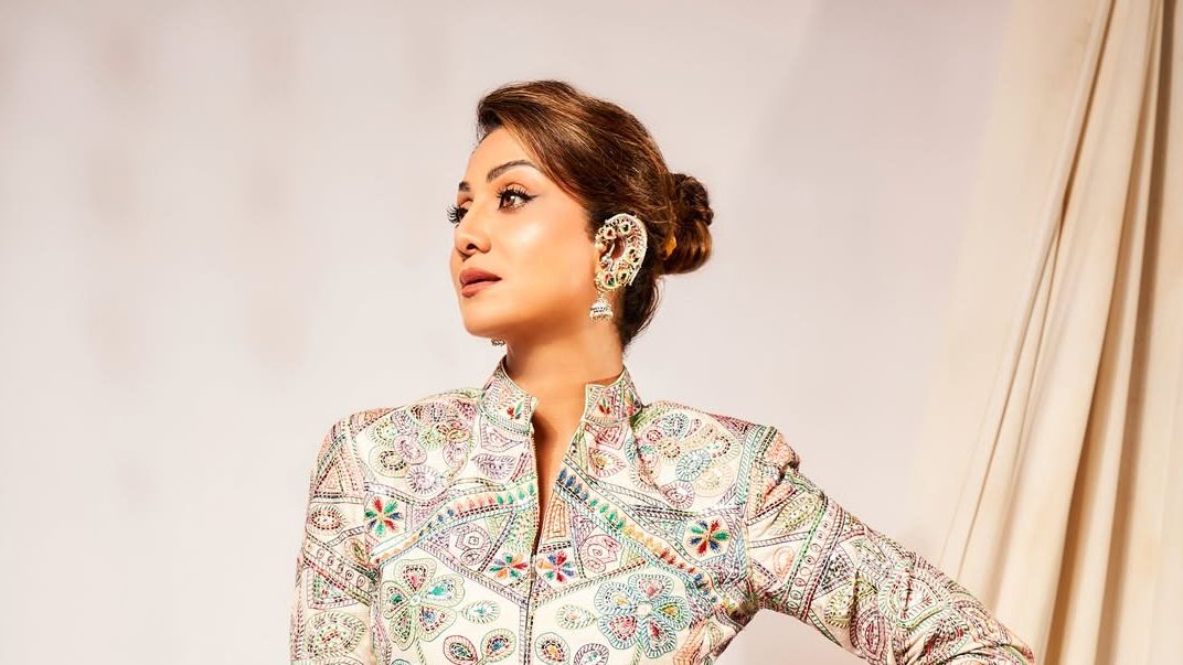 Shilpa Shetty trades in her signature saris for an embroidered peplum kedia jacket