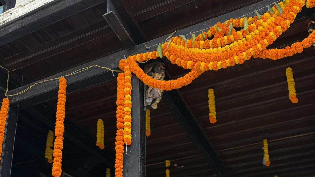 Sharvari chose Banarasi and Urmila Matondkar picked Patola—here’s what everyone wore for Ganesh Chaturthi 2025