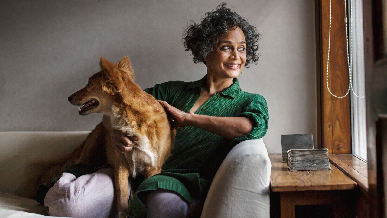 Arundhati Roy: “I didn’t want my mother to destroy me, but I didn’t want to destroy her either”