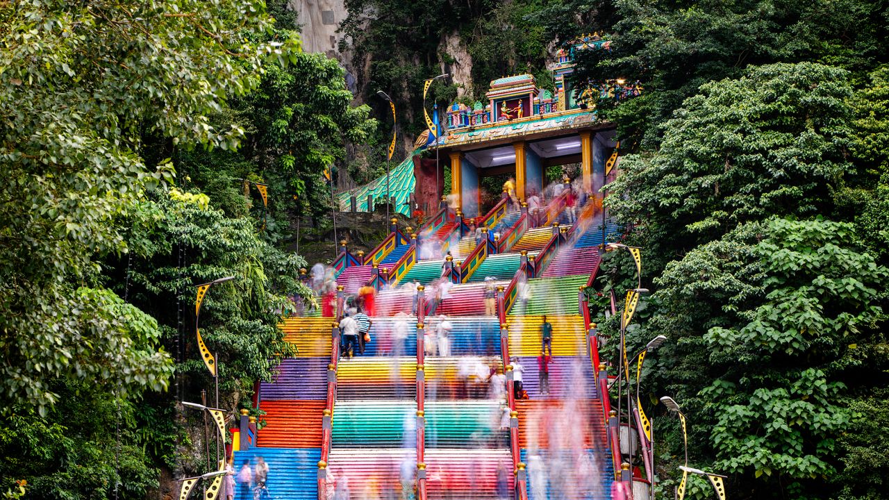 Travelling to Malaysia with my sisters turned us from strangers into soulmates