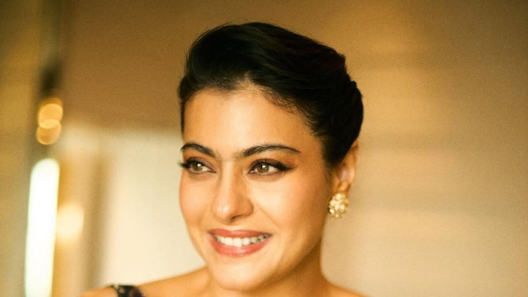 Kajol’s blouse features a micro pearl trim you might have missed