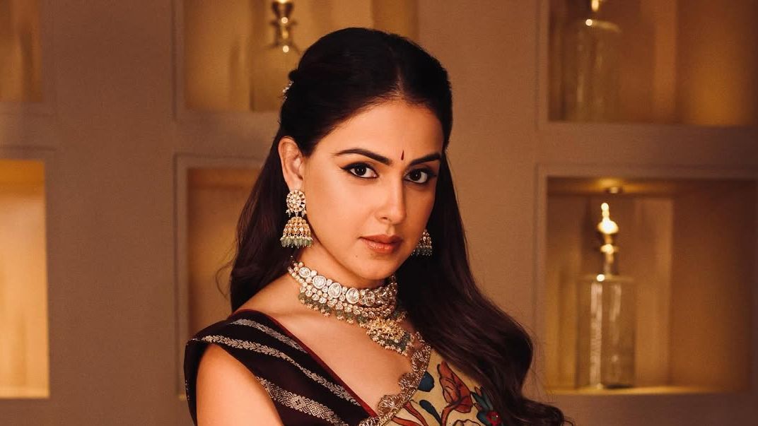 Genelia Deshmukh’s chanderi lehenga was crowned with a Kalamkari dupatta hand-painted over 25 days
