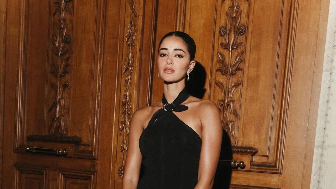 Ananya Panday brought sleek Chanel, Janhvi Kapoor turned vintage muse and Kareena Kapoor Khan went sculptural in the best looks of the week