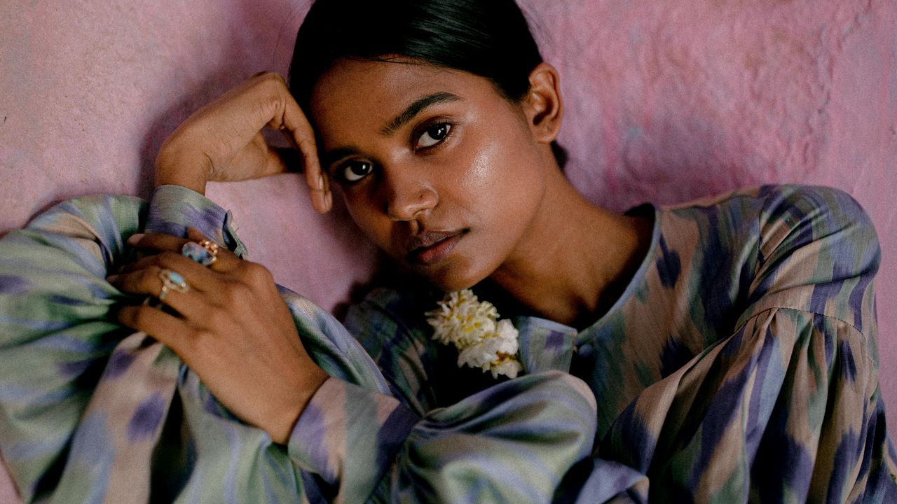 Everything you should know about skin purging, according to the experts