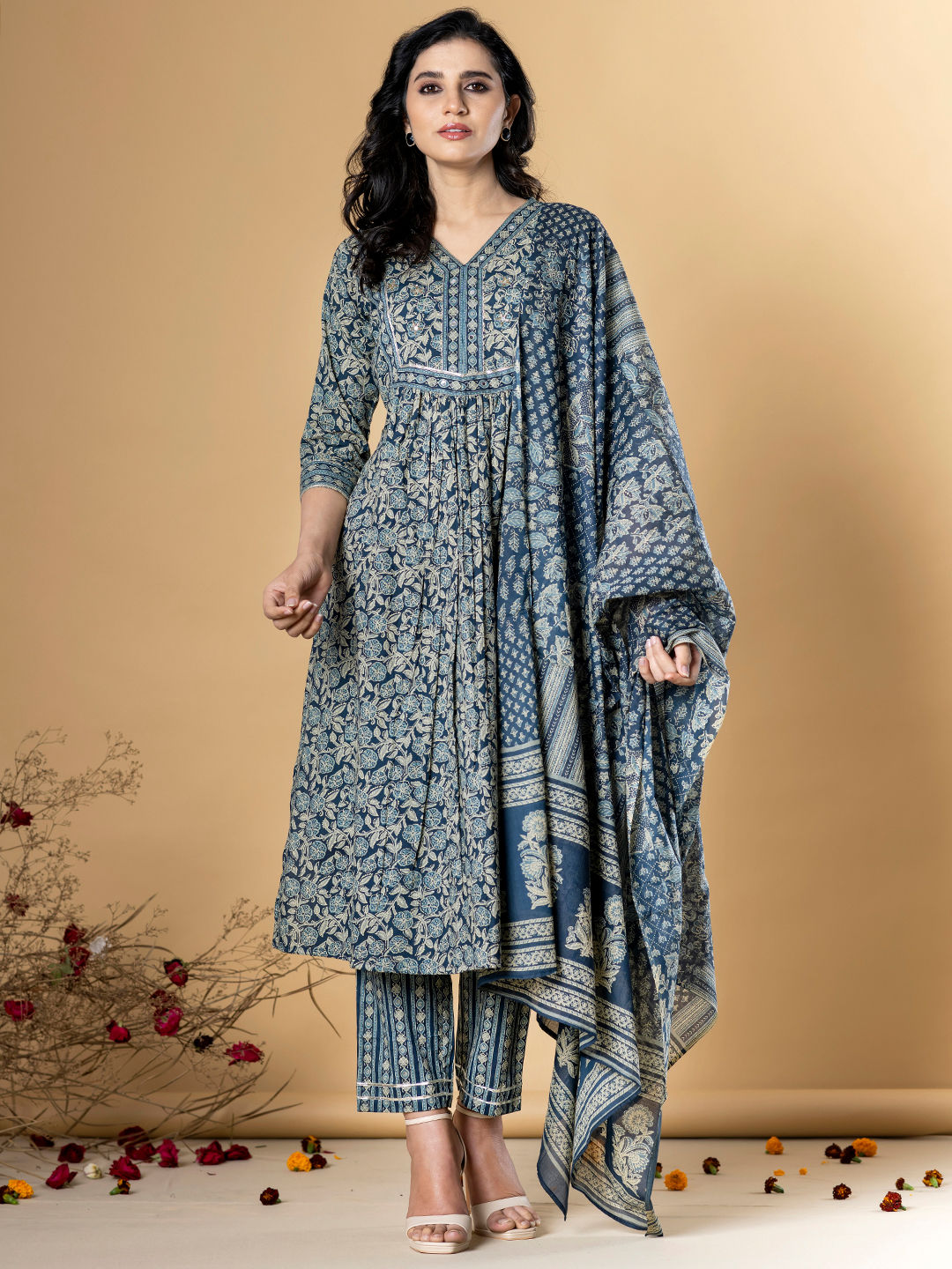 5 Latest Cotton Suit Designs You’ll Love