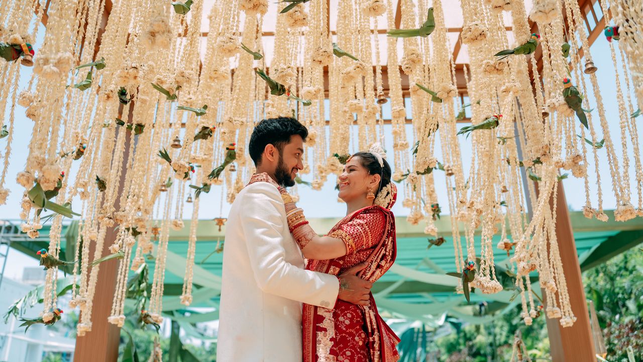 This wedding in Chennai brought Tamil and Bengali rituals together by the oceanside