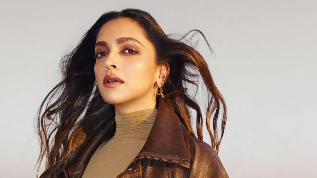 Deepika Padukone opts for brown smokey eyes and Karisma Kapoor sports a plum lip in this week’s best beauty looks