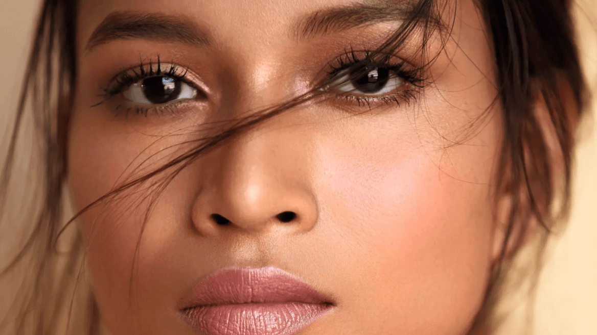 Can lactic acid replace retinoids for sensitive skin? Dermatologists weigh in