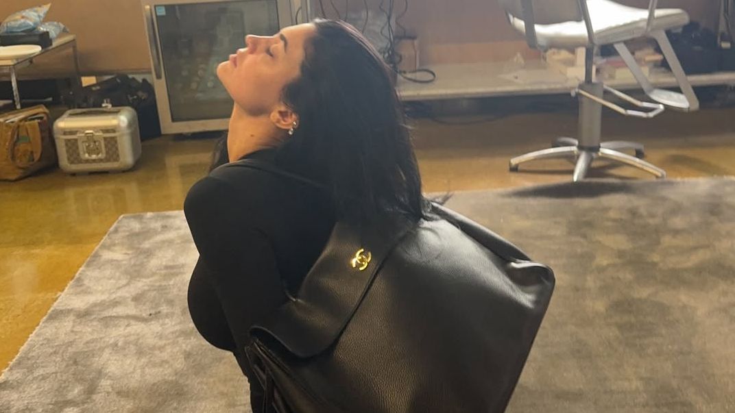 38 black tote bags that survive long days and longer to-do lists